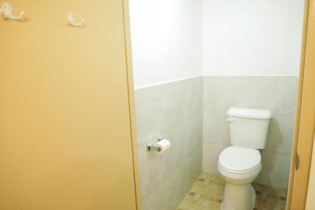 Koupelna v ubytování Yogi-Homestay