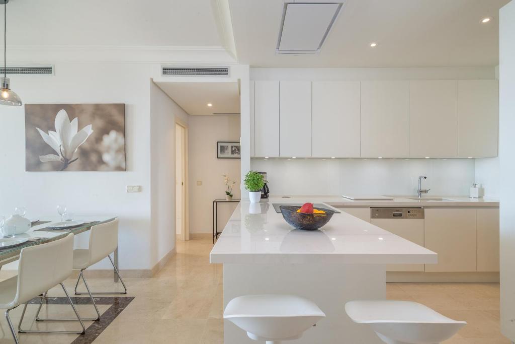 Kuchyň nebo kuchyňský kout v ubytování Seaview Flat Benahavis-marbella