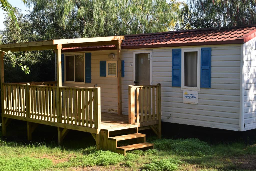 Gallery image of Happy Camp Mobile Homes in Brioni Sunny Camping in Štinjan