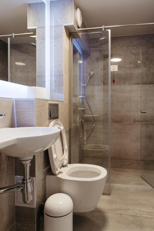 Pensiunea Iristar - Suite