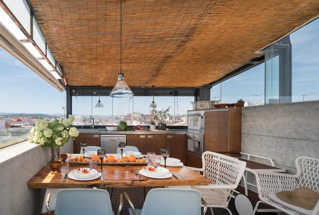 Green Living in Style - An Exclusive Designer Home near ...