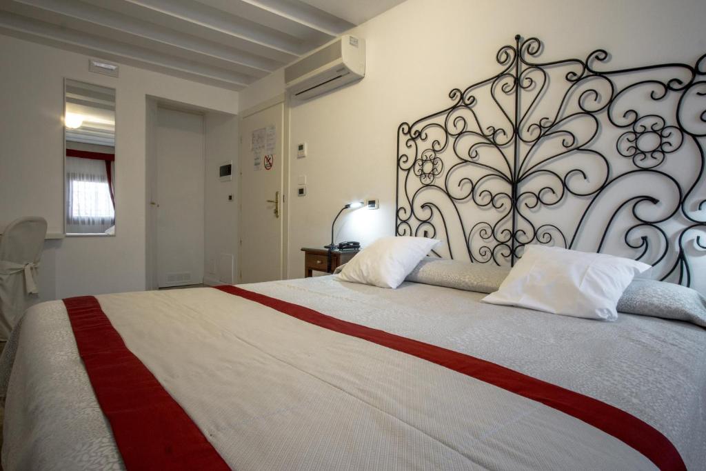 Hotel Antigo Trovatore - Resim 36