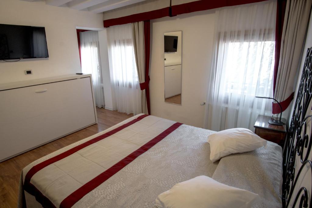 Hotel Antigo Trovatore - Resim 41