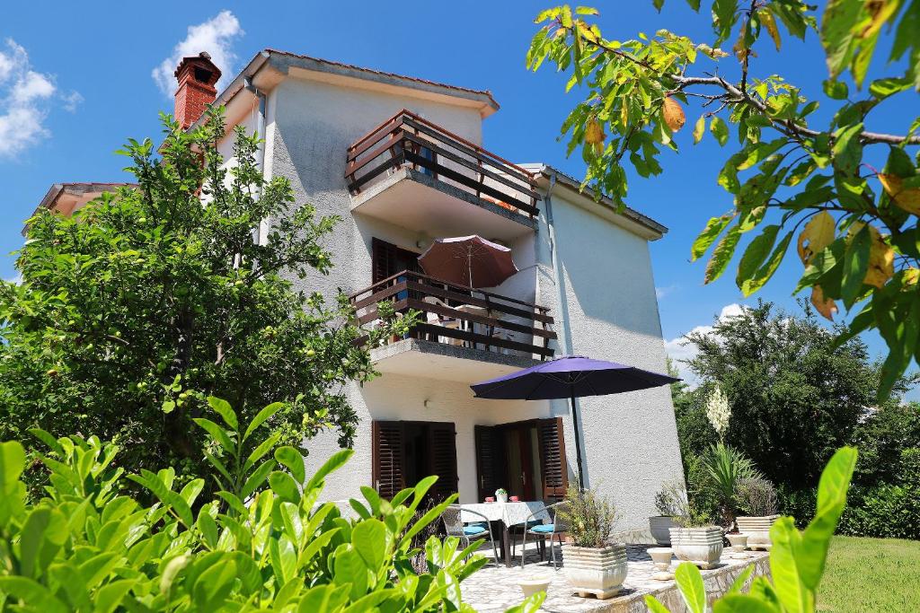 Zahrada ubytování Apartmani Svoboda