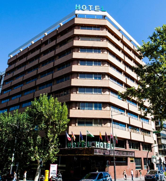 Budova, v ktorej sa hotel nachádza