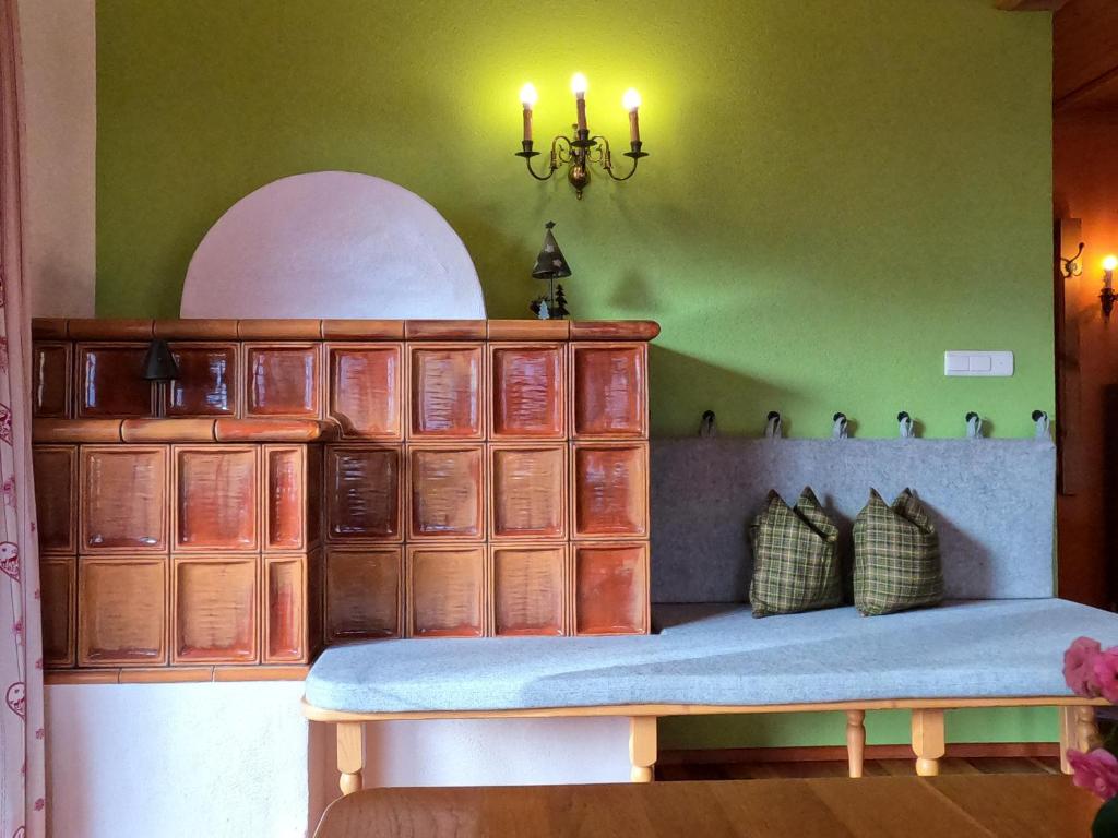 Ένα ή περισσότερα κρεβάτια σε δωμάτιο στο Chalet Enthofer