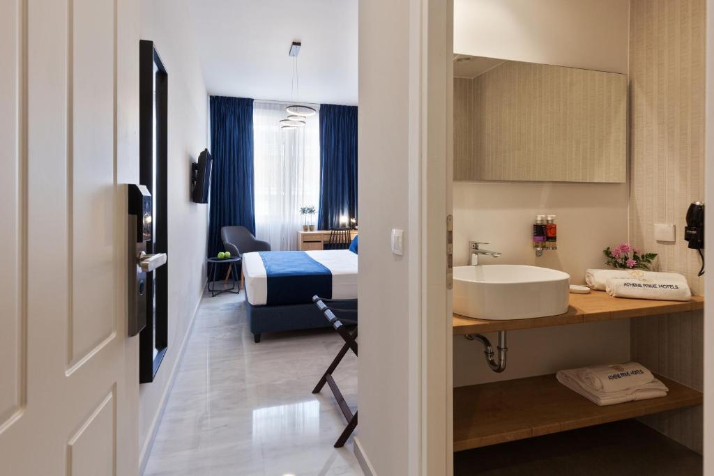 Trendy Hotel by Athens Prime Hotels - Resim 27