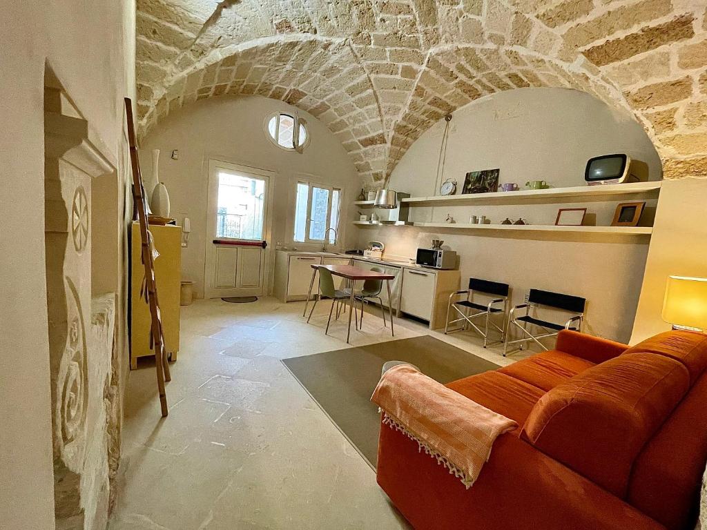Kuchyň nebo kuchyňský kout v ubytování Palazzo de Carlo e il parco dei 7 pozzi