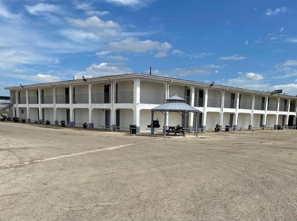 Gallery image of Dilley executive inn in Dilley