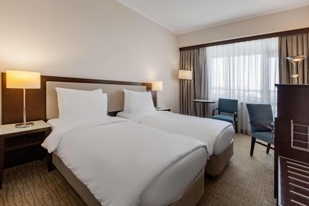 Postel nebo postele na pokoji v ubytování Radisson Blu Ankara