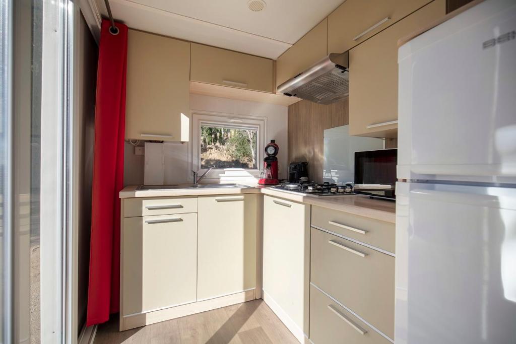 Hostal Rural Can Pau - Mobile Home