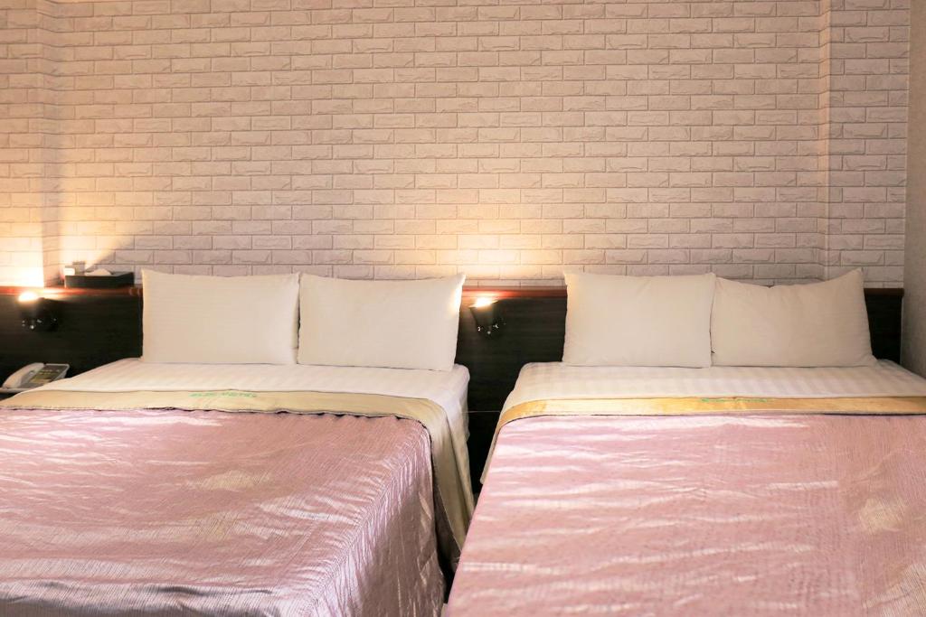 Cai-Lai Motel - Vierfachraum Mit Eigenem Bad (Check-in Nach 18:00)