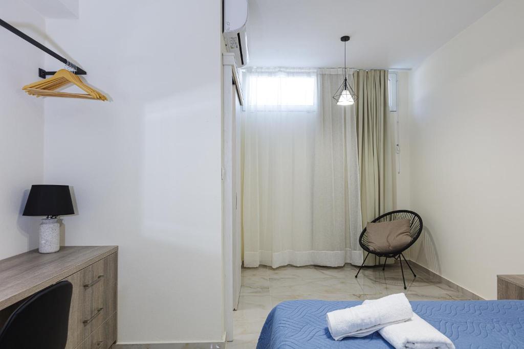Postel nebo postele na pokoji v ubytování Family Friendly Basilicata Attali villa Private Pool,Children area