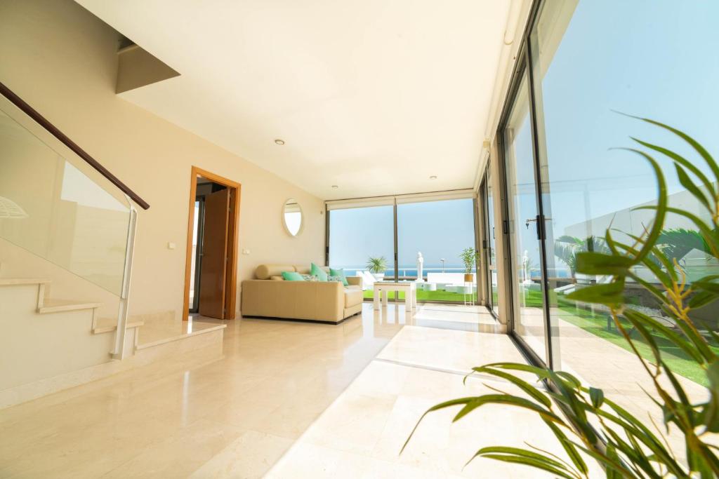 Balkón nebo terasa v ubytování VILLA LUXURY VISTA DE MAR