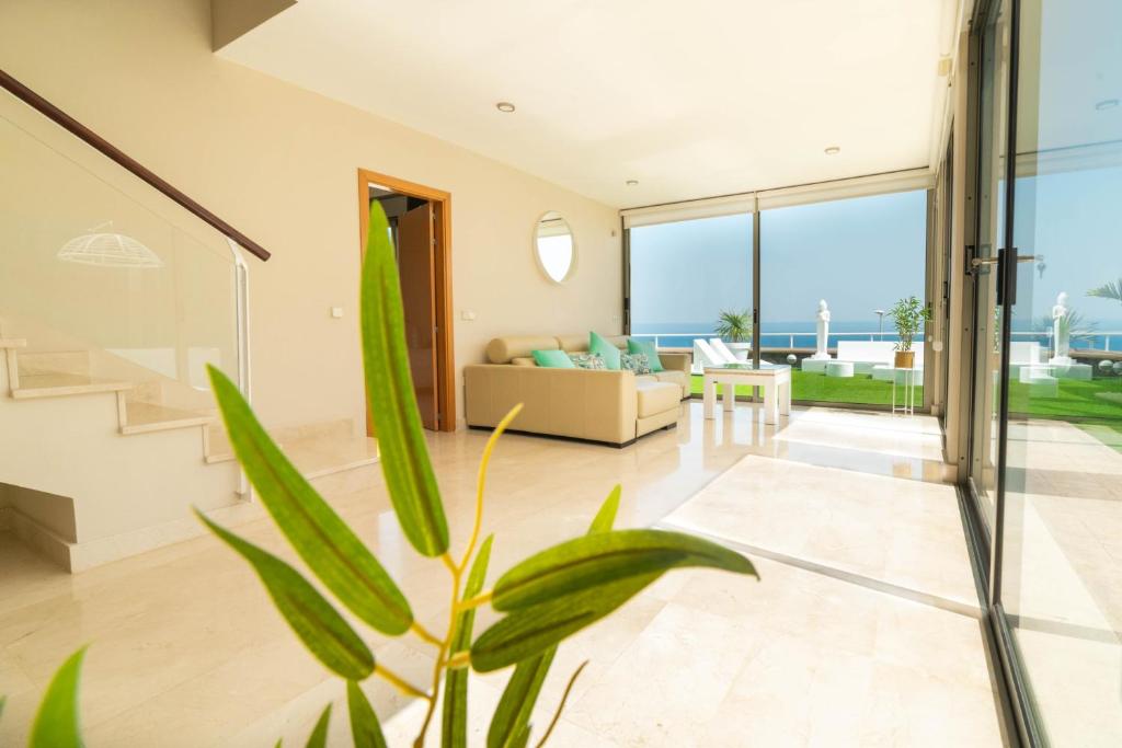 Posezení v ubytování VILLA LUXURY VISTA DE MAR