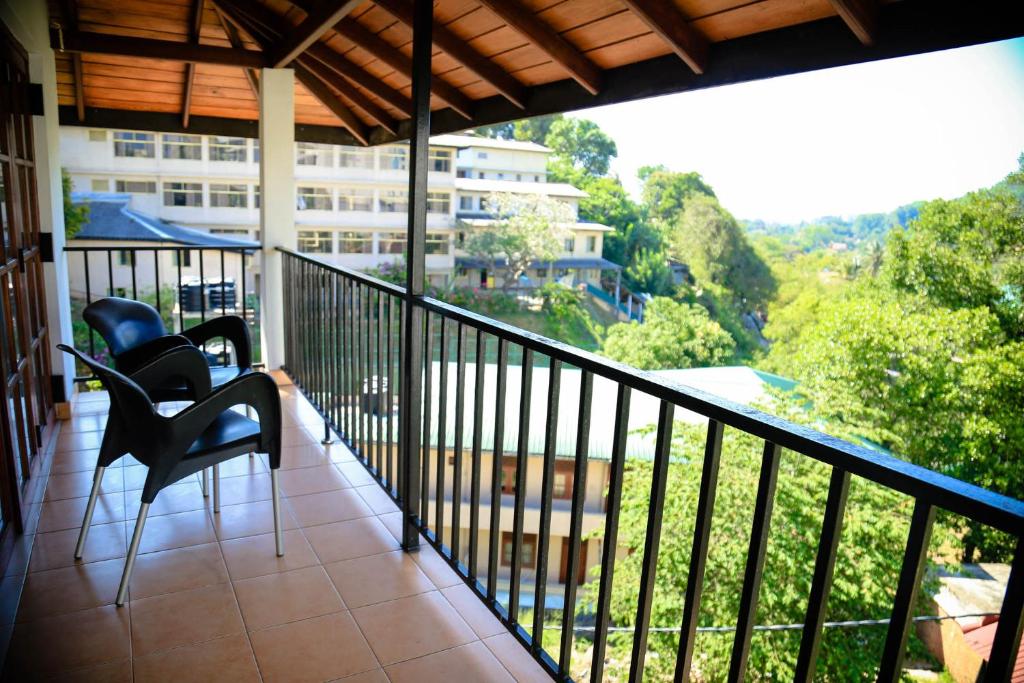 Freedom Lodge, Kandy - 10