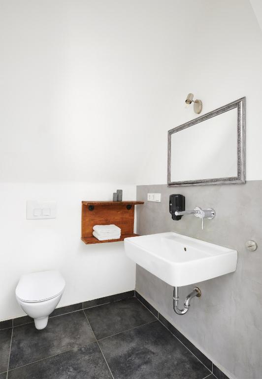 OLD PRINTING HOUSE - Modern I City I 2 Min HBF I E-Ladesäule - Resim 20