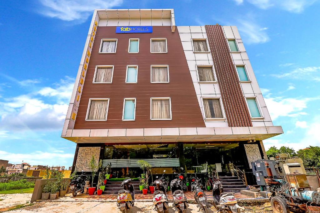 Fab World Link - Housity