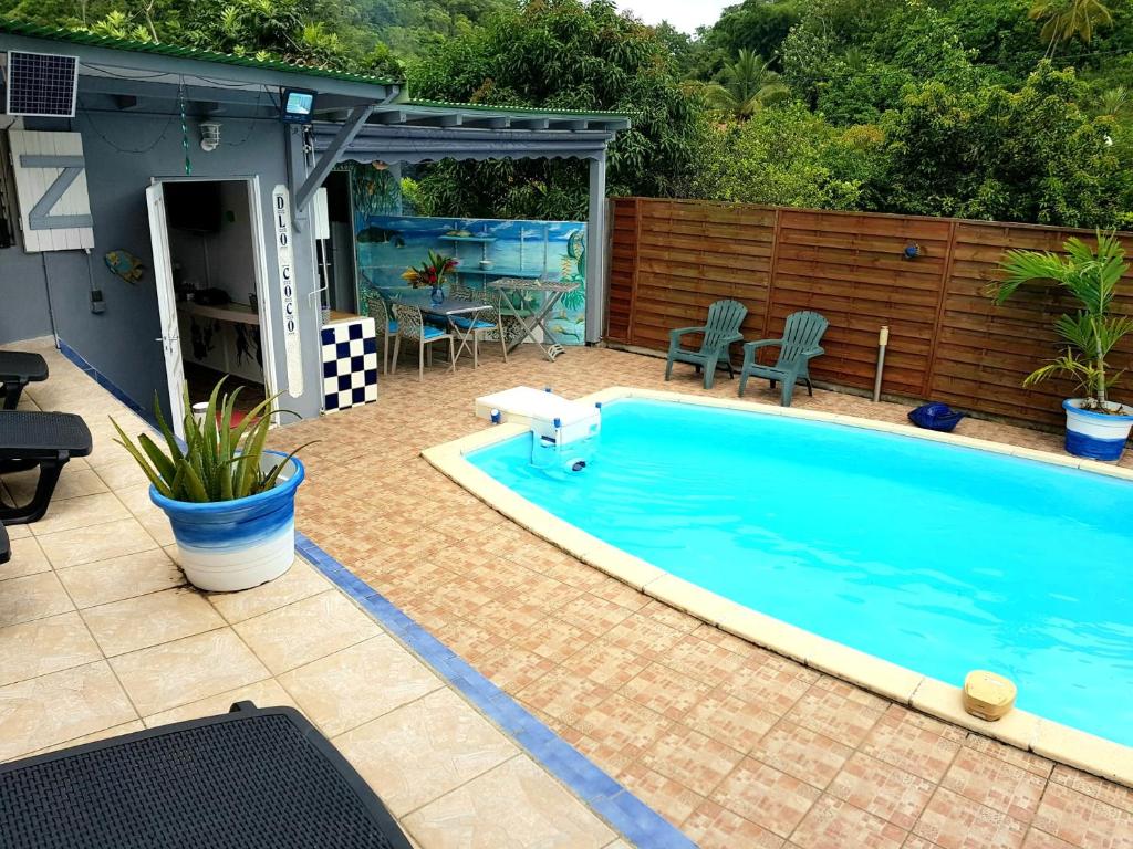 Maison D Une Chambre Avec Piscine Privee Jardin Clos Et Wifi A Les Abymes Les Abymes Tarifs 22