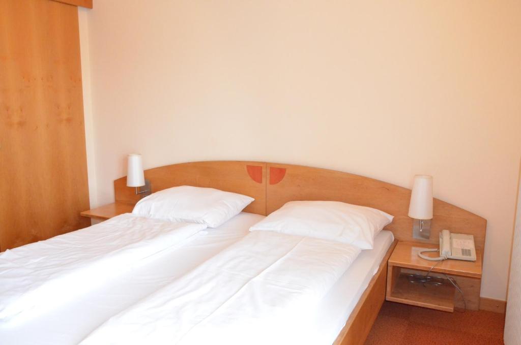 Hotel Restaurant Marko - Double Room