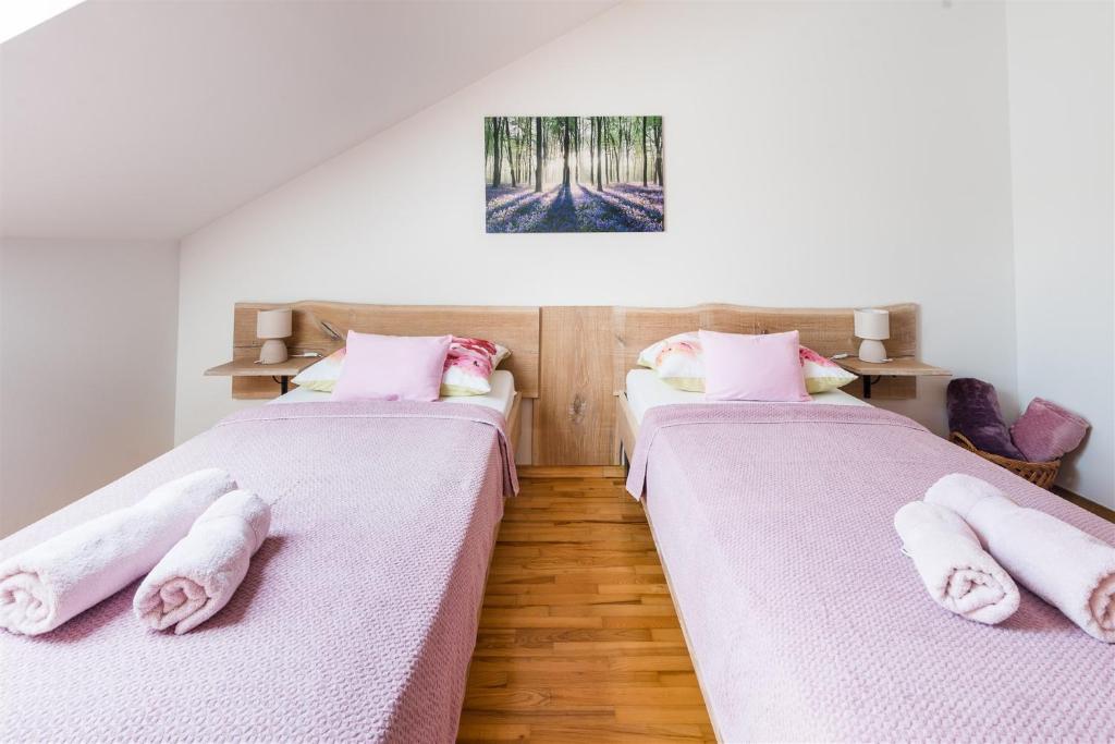 Old Pear Apartment - 10