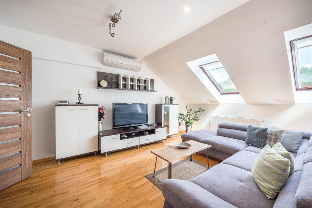 Old Pear Apartment - 2