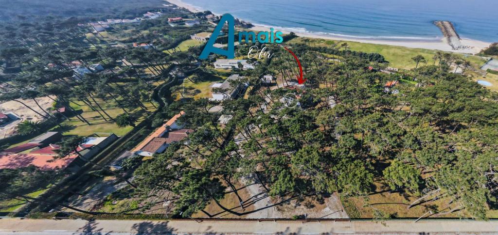 une vue aérienne d'un complexe avec les mots îles dans l'établissement Amais Ofir Heart and Amais Ofir Soul - Twin Vilas, à Esposende