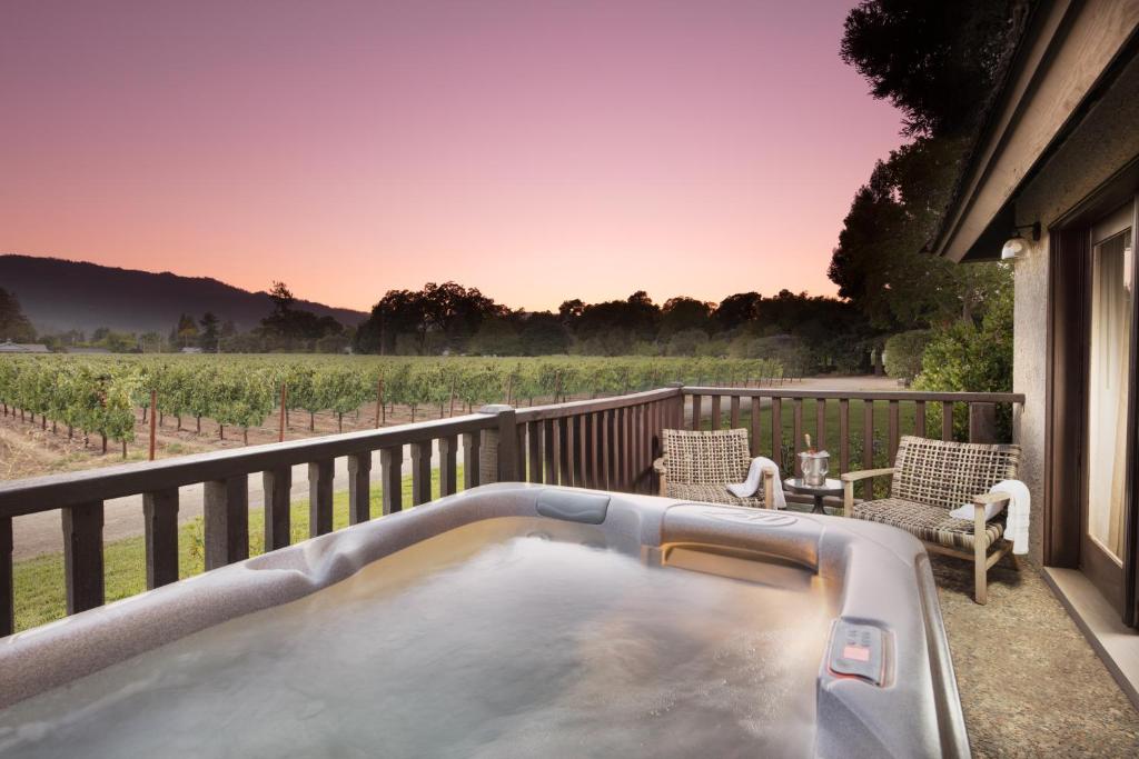 Harvest Inn - 