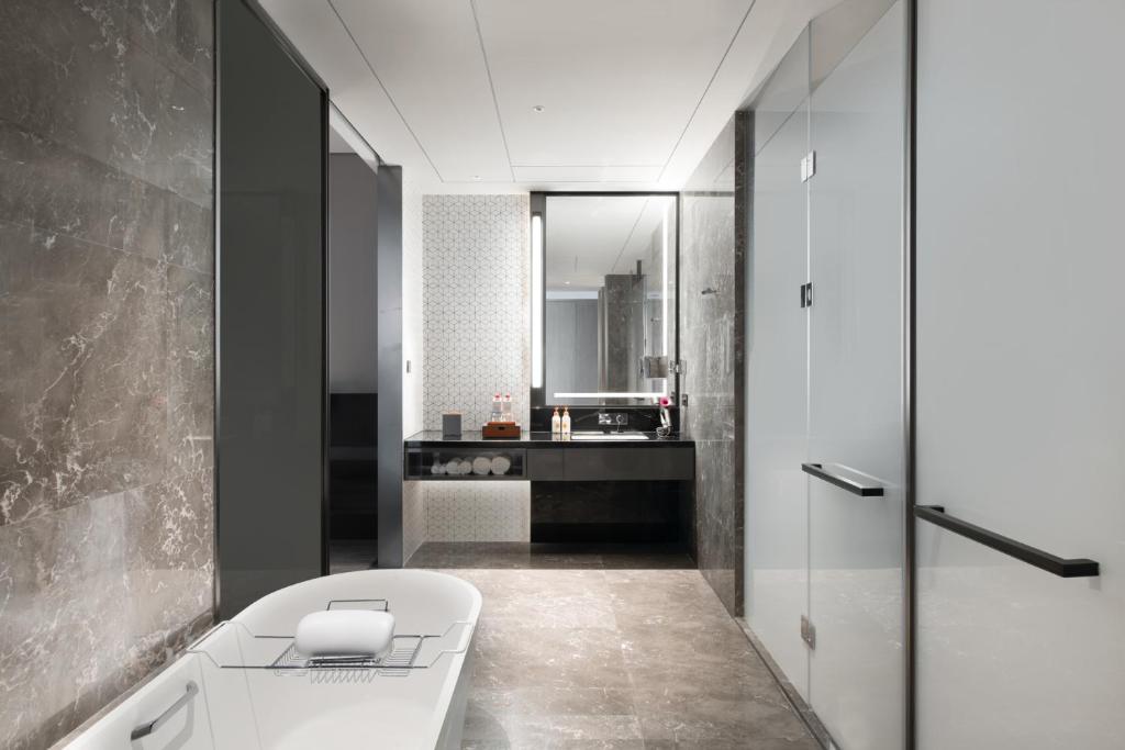 Crowne Plaza Hangzhou Science City, an IHG Hotel - One-Bedroom Suite