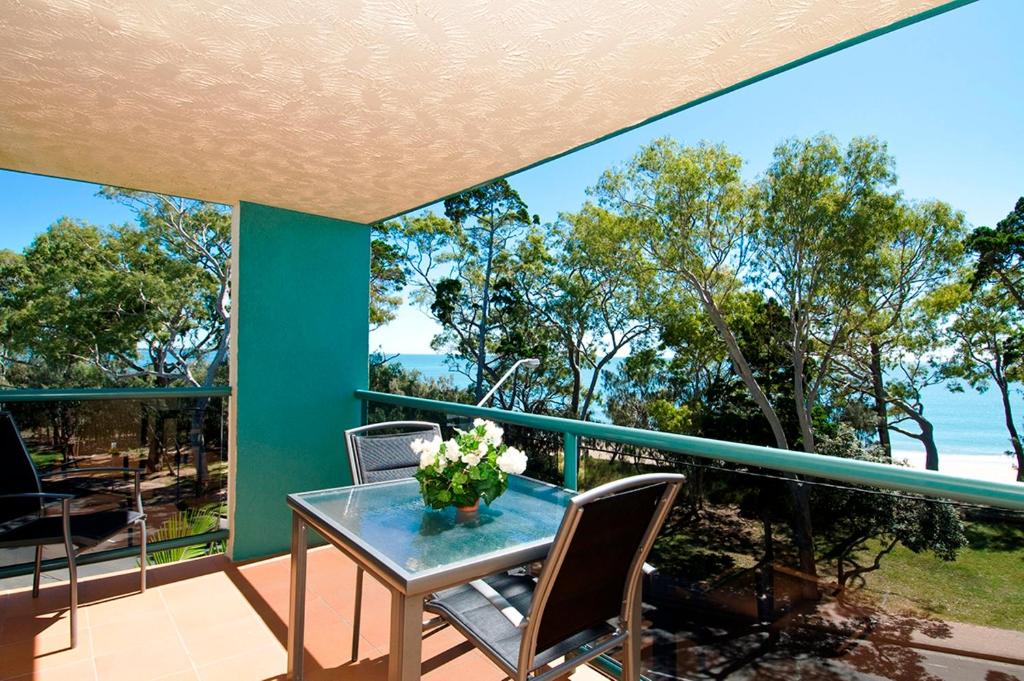 Beachfront Shelly Bay Resort - Appartement De Deux Chambres