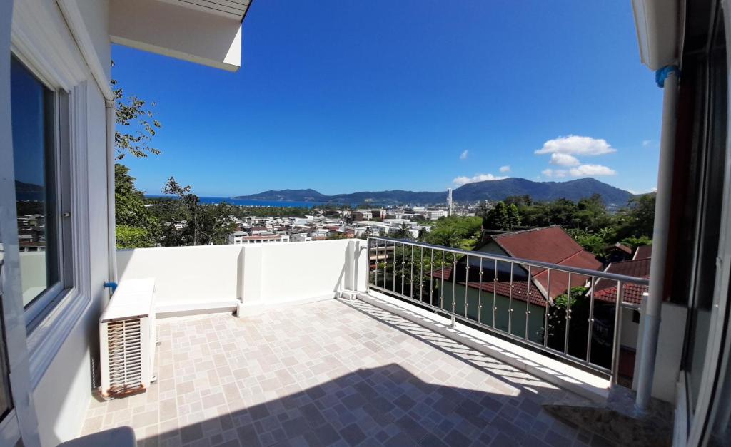 SR Sea View Apartments