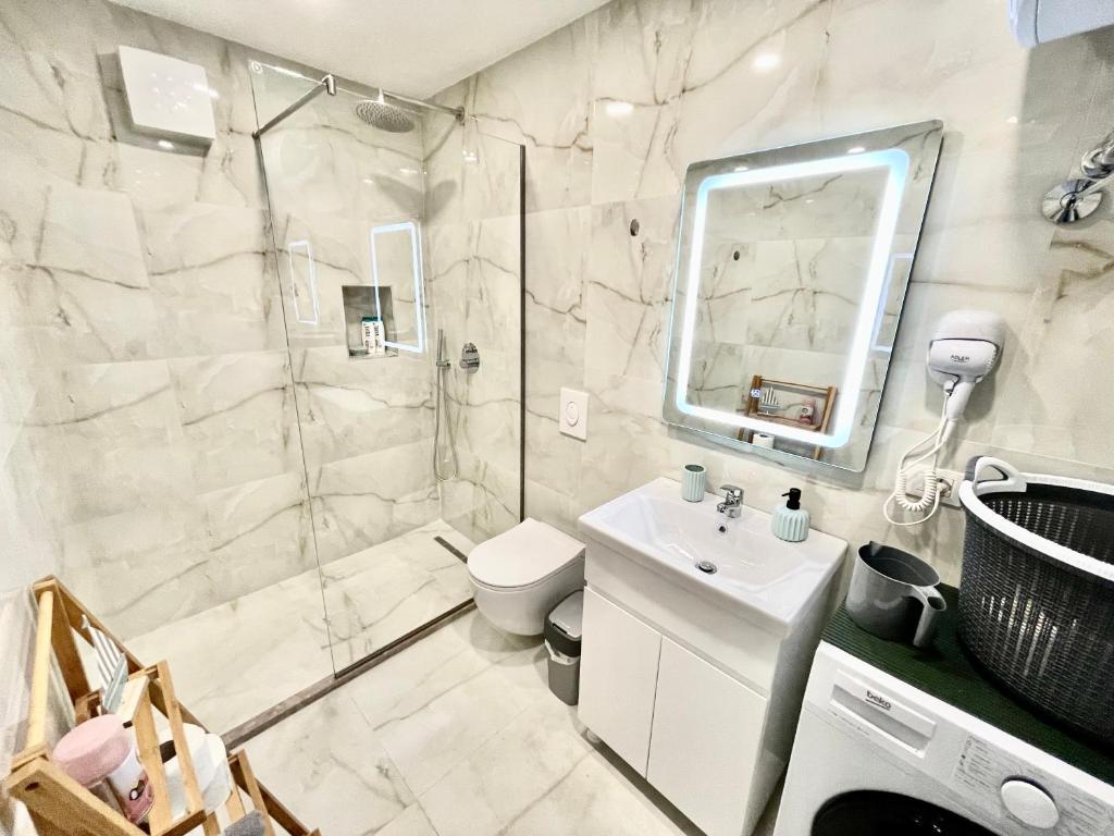 Central Studio Apartment 1, Tirana - Imazhi 8