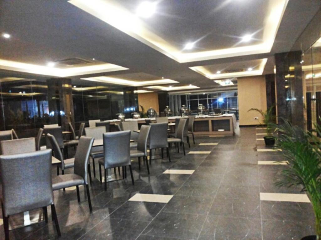 Ristorante o altro punto ristoro di Serela Waringin by KAGUM Hotels