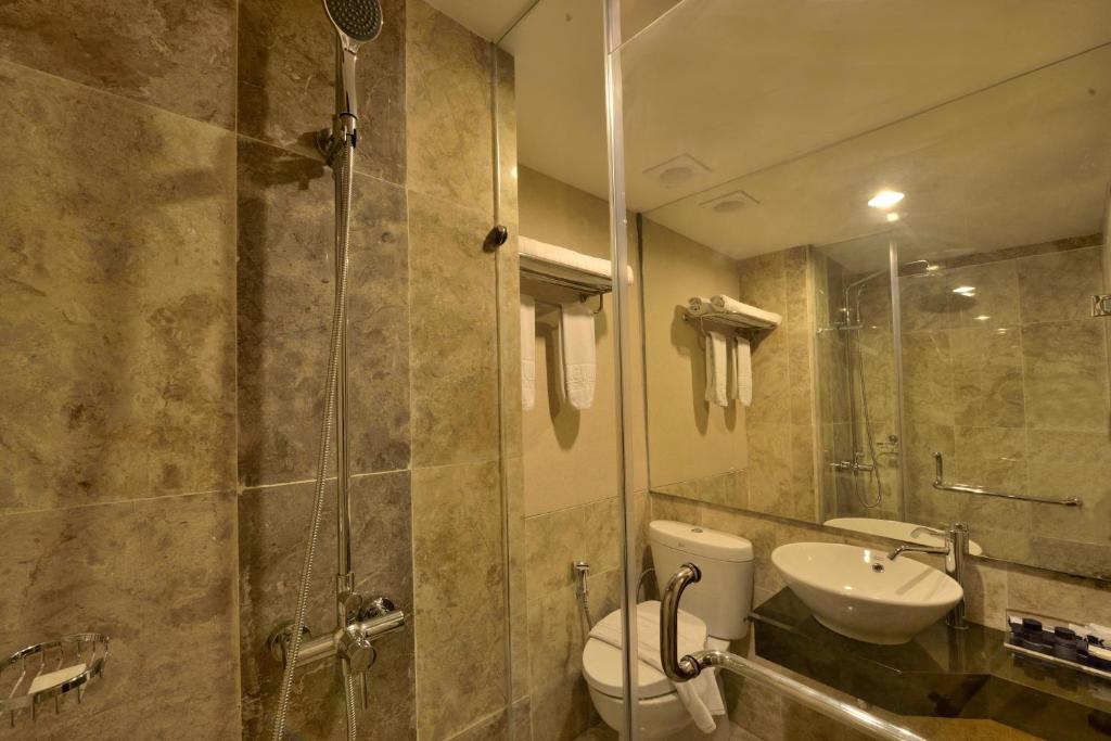 Bagno di Serela Waringin by KAGUM Hotels