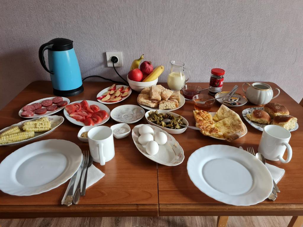 Jídlo v penzionu nebo okolí
