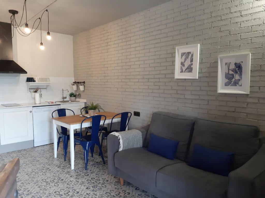Posezení v ubytování Apartamentos El Llanin