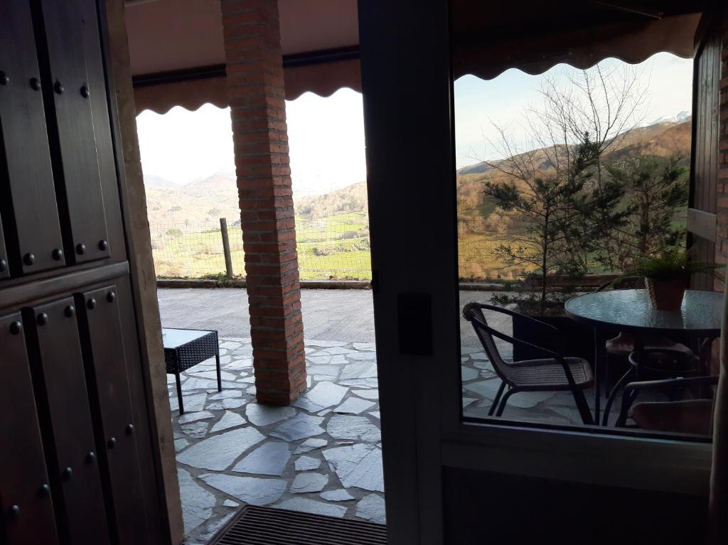 Apartamentos El Llanin - 11