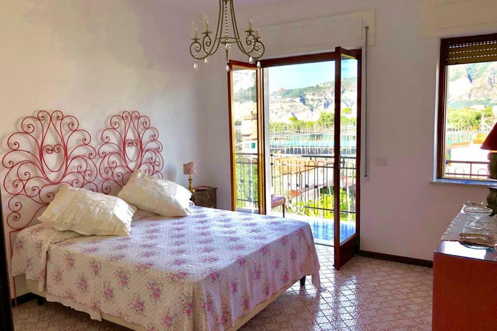 Posteľ alebo postele v izbe v ubytovaní Dreamer RoofTop - in Sant'Agnello (Sorrento)