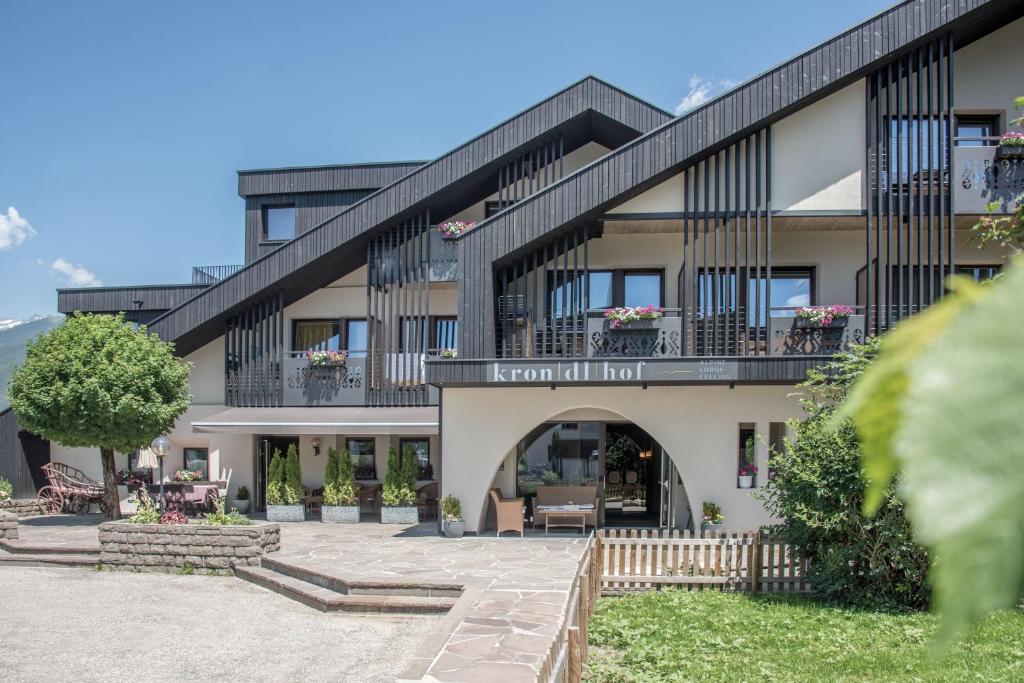 Budynek, w którym mieści się hotel