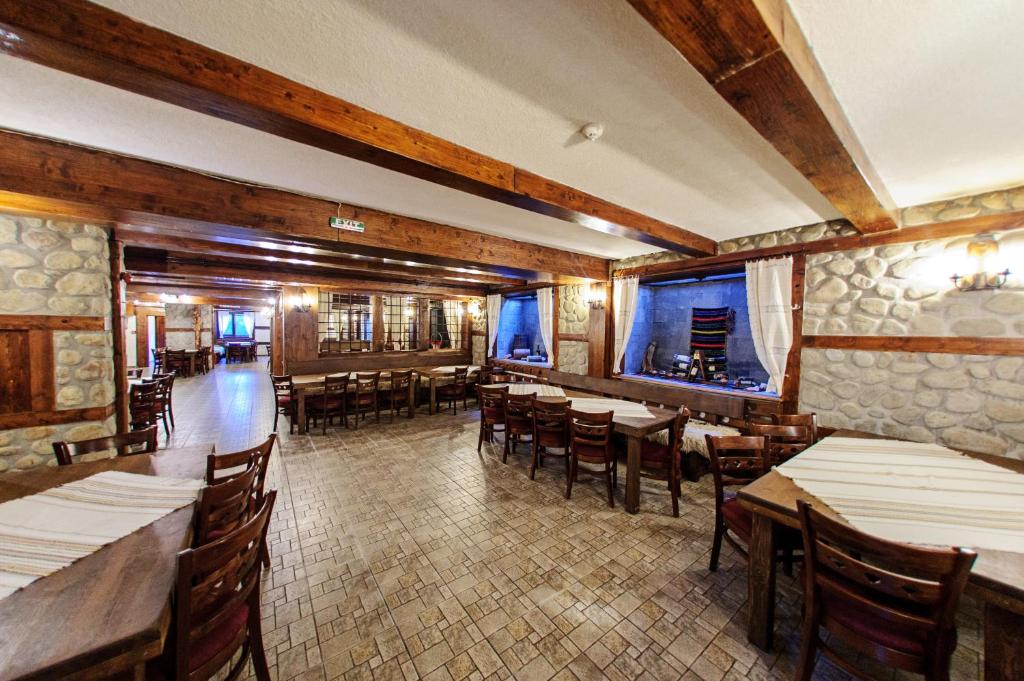 Restaurace v ubytování Hotel Dumanov