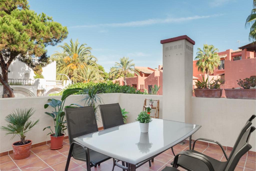 Balkón nebo terasa v ubytování Romana Playa Apartamento Elviria
