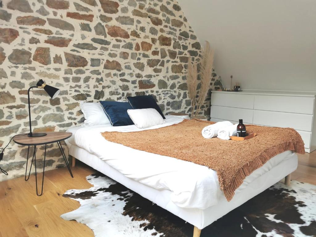 Jolie chambre à la campagne et à 15 min des plages - Housity