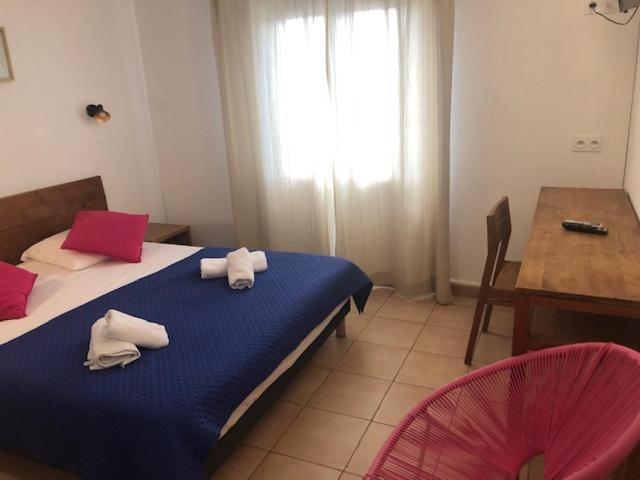 Postel nebo postele na pokoji v ubytování Hotel Le Bleu Marine