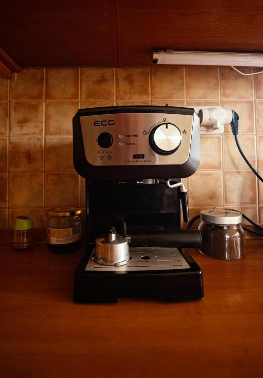 Příslušenství pro přípravu čaje a kávy v ubytování Cottage Bara