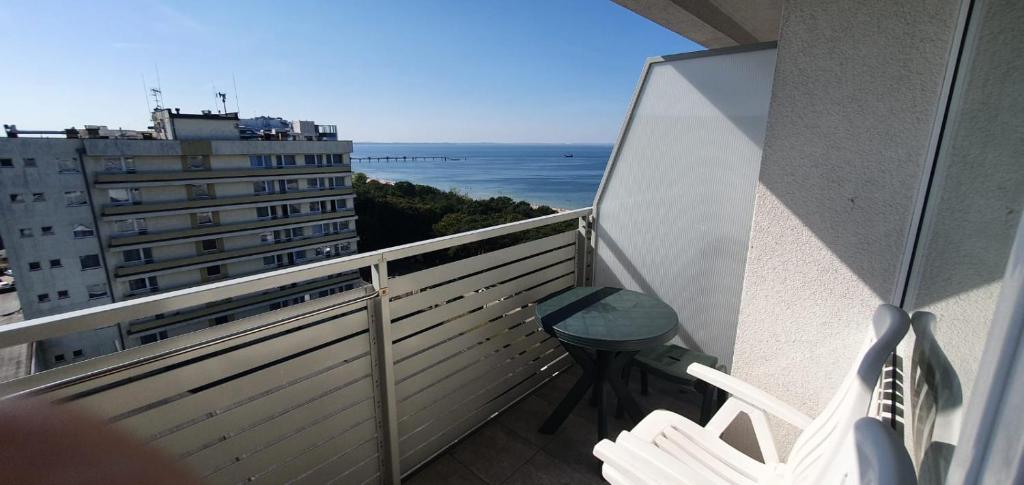 A balcony or terrace at Holiday Home Slavia New 809 z widokiem na morze