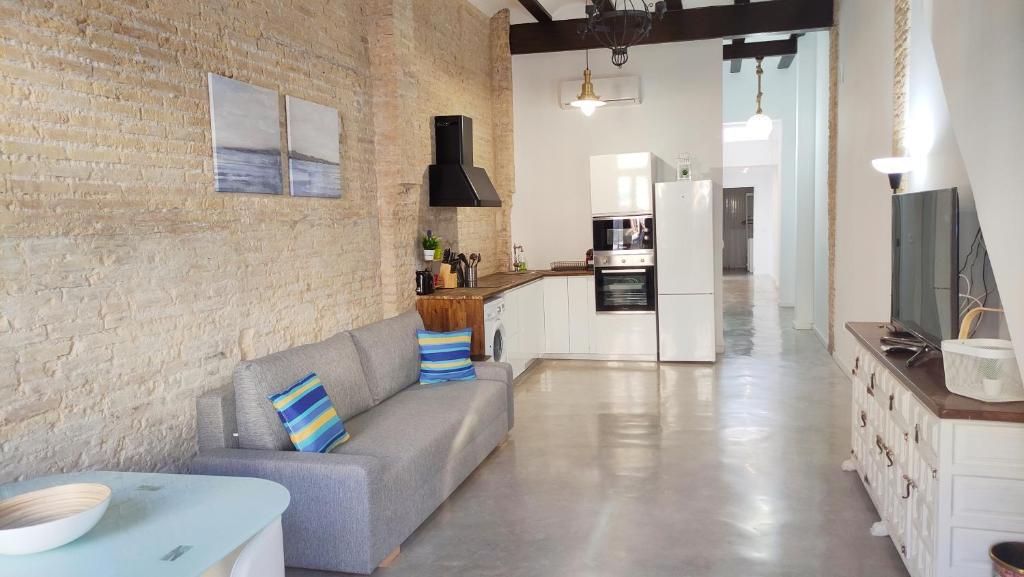 Lovely Apartment with Private Terrace by El Cabanyal ...