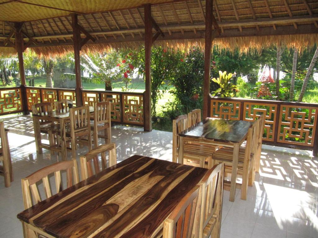 Restaurace v ubytování Pondok Siola