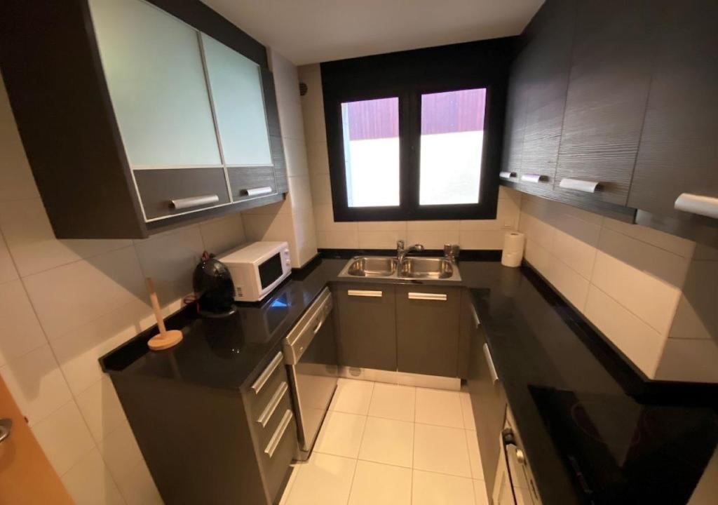 Kuchyň nebo kuchyňský kout v ubytování Apartament l'Areny 22- 6p - Canillo - Zona Grandvalira