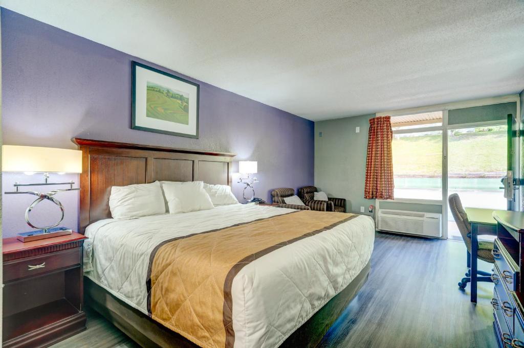 Budget Inn Top of Ellijay - 