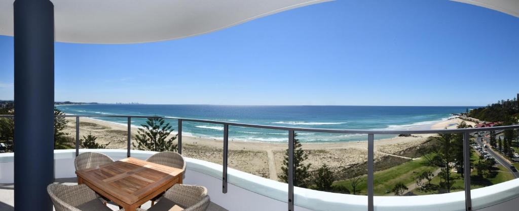 X Kirra Apartments